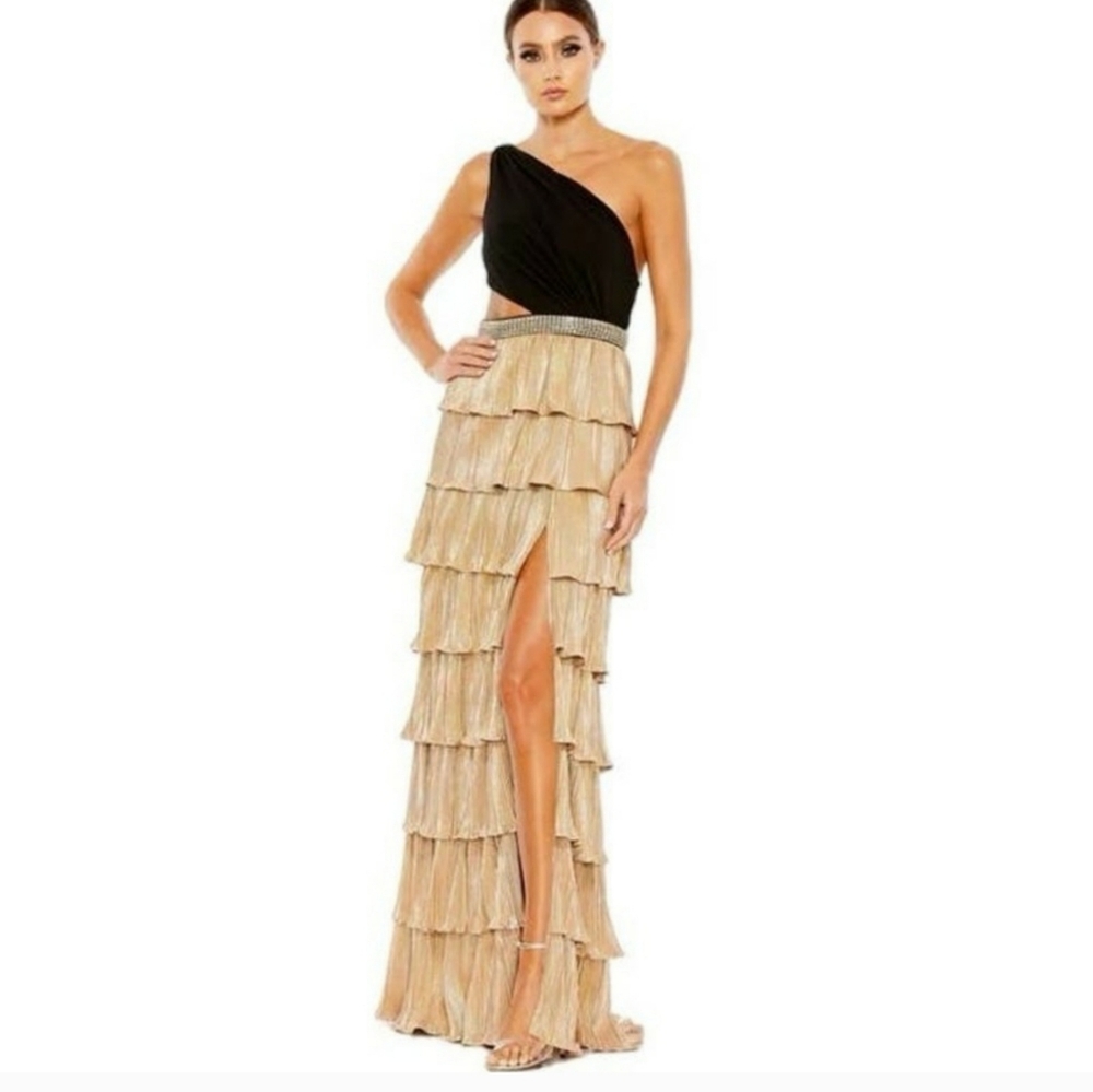 NWT Ieena Mac Duggal Metallic One Shoulder Ruffle Tiered Gown Sz 10 Black/Gold